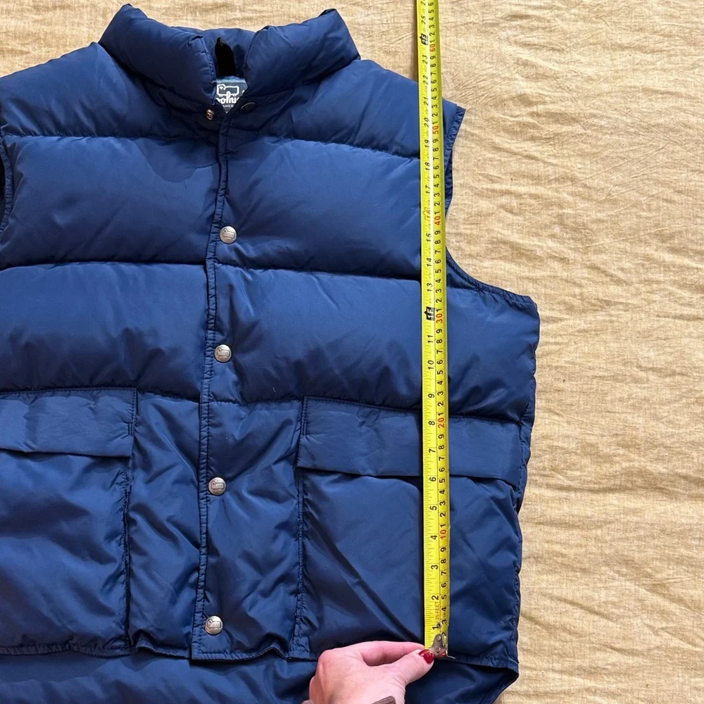Vintage Woolrich puffer vest - Picture 11 of 17
